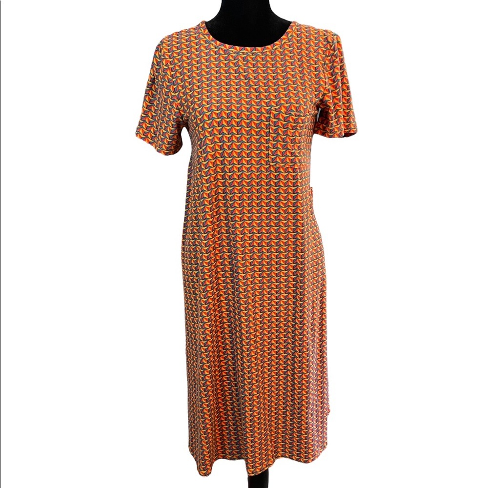 NWT LuLaRoe woman’s Carly swing dress, geometric pattern, size Extra small